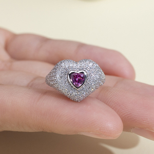 แหวนเพชรเม็ดเดี่ยวประดับพลอยและเพชรแล็บ 18K รุ่น MSR-2033 จาก Messi Jewelry สำหรับผู้หญิง - Product Image 6