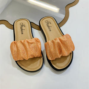 ホット販売美しい安い子供フラットスリッパ子供スリッパ屋外小さな女の子スリッパ - Product Image 3