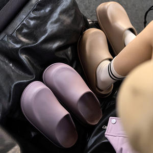 Pantoufles mi-couvertes EVA multi-usages, imperméables, antidérapantes, à semelles épaisses, augmentant la hauteur, pour une utilisation en extérieur et à la maison - Product Image 2