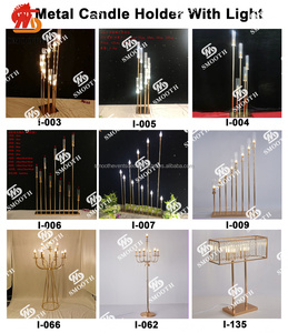 Candelabre de centre de table en métal doré et noir de qualité supérieure pour décoration de mariage - Product Image 4