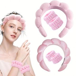 Ensemble de bandeaux torsadés en éponge à couronne haute pour femme, style doux, en tissu éponge, pour le lavage du visage, le maquillage et le spa, avec bracelets - Product Image 1