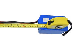4. 7. 18650MH1 3200mAh i-ion Baty ACK 14,8 V 22.4ah 22400 m2.4h GH ischarge ururrent ithium Ion atterattery ACK con 4A Harger