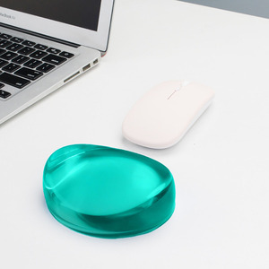 <span class=keywords><strong>Silicone</strong></span> Cong Pha Lê Cổ Tay Chuột <span class=keywords><strong>Pad</strong></span> 3D Thiết Kế Nhiều Màu Không Thấm Nước Chống Trượt Bàn Trang Trí Cho Chơi Game Văn Phòng Nhà Sử Dụng - Product Image 2