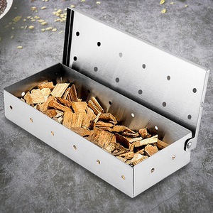 <span class=keywords><strong>Barbecue</strong></span> Griller Fumée Accessoires Ajouter <span class=keywords><strong>Smokey</strong></span> BBQ Saveur En Acier Inoxydable Fumoir Boîte pour <span class=keywords><strong>Barbecue</strong></span> À Gaz - Product Image 5