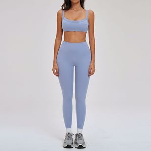 Hot Selling Custom Solid Breathable Front Women's Running <b>Jacket</b> & Leggings <b>Yoga</b> Activewear Set - Product Image 4