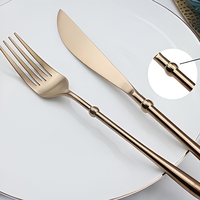Ensemble de couverts en acier inoxydable 18/10 PVD satiné or rose avec manche cylindrique, design perle orientale, pour hôtel, restaurant, mariage