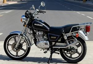 Potente <span class=keywords><strong>Moto</strong></span> Sportiva 125cc Usata <span class=keywords><strong>Suzuki</strong></span> GN125 con Prestazioni Eccellenti - Product Image 3