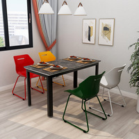 Ensemble de tables et de chaises de restaurant commercial de luxe léger, ensemble de table et de chaises de salle à manger en métal pour café, restaurant