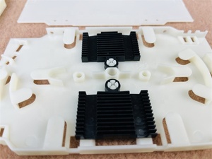 Accessoires FTTH, prix d'usine gratuit <span class=keywords><strong>pour</strong></span> l'échantillon, cassette <span class=keywords><strong>de</strong></span> fusion <span class=keywords><strong>de</strong></span> câbles à fibres optiques à 24 cœurs, support <span class=keywords><strong>de</strong></span> protection, plateau - Product Image 3