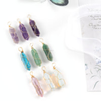 Vente en gros de pendentifs dreadlock hexagonaux à enroulement accessoires de perles dreadlock en cristal de pierre naturelle pour perruque