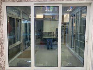 <span class=keywords><strong>ประตู</strong></span>และหน้าต่างบาน<span class=keywords><strong>เลื่อน</strong></span> <span class=keywords><strong>UPVC</strong></span> รุ่นใหม่ ชุดหน้าต่าง PVC กระจกสองชั้น สำหรับการปรับปรุงบ้าน - Product Image 3