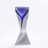 Trophées en métal créatif Crystal Metal Custom Champions Cadeaux d'entreprise Souvenirs du client Récompenses Médailles vierges Plaques en gros
