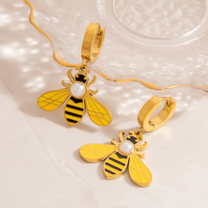 ต่างหูมุกทรงหยดน้ำ ดีไซน์รูปแมลง ชุบทอง 18K สำหรับใส่ทุกวัน - Product Image 2