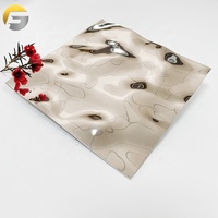 Panneau de plafond décoratif en relief, feuille d'ondulation d'eau argentée en acier inoxydable CL0131