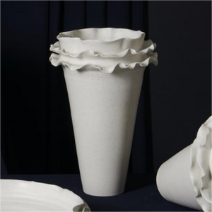 Ensemble de vases en céramique blanche moderne, vernis et mat, vases décoratifs à motif de vague artificielle pour la maison ou les hôtels - Product Image 4