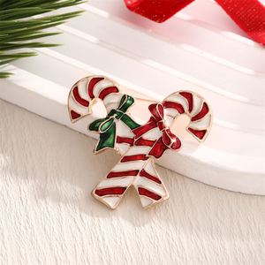 4cm <b>Christmas</b> Bell Brooch Fashionable Metal Badge with Unique Oil Drip Finish <b>Sweet</b> & Compact Clothing Accessory - Product Image 5