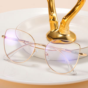 Femmes à la mode solide motif oeil de chat cadre en métal lunettes charnière à ressort <span class=keywords><strong>Anti</strong></span> lumière bleue bloquant la monture de lunettes optique - Product Image 2