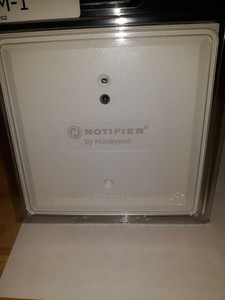 Módulos de Control y Relé BEST-PRICE Notifier FRM-1 FCM-1 FCM-1A FRM-1A - Product Image 2