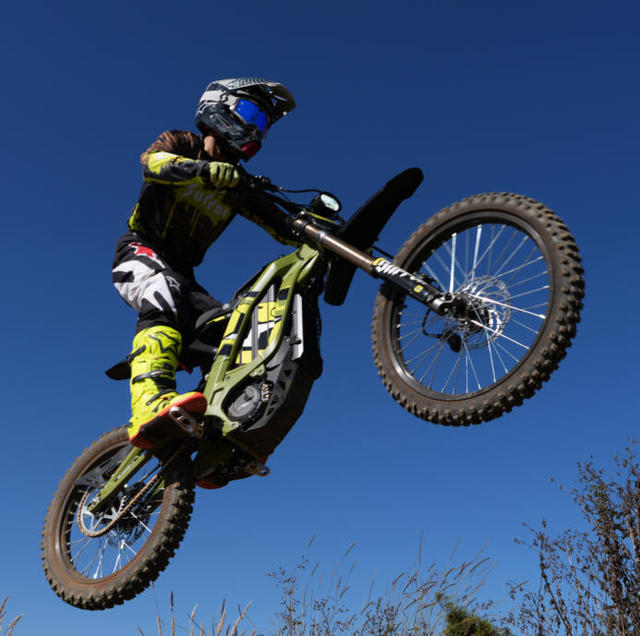 2025 Sur-Ron Light Bee X 60V40Ah Electric Dirt Bike for Adults | Off-Road Electric Motorcycle | High Torque E-Bike