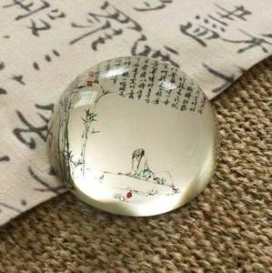 Nghệ thuật dân gian nửa <span class=keywords><strong>Sphere</strong></span> pha lê Dome chặn giấy đánh bóng với UV in khắc trên dưới - Product Image 2