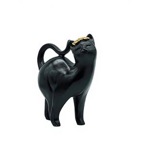 รูปปั้นแมวดำสมัยใหม่ ประดับมงกุฎสีทอง ทำจากเรซิ่น - Product Image 1