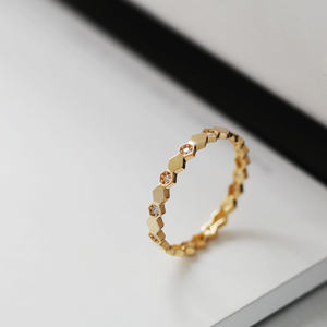 AU585 Fine bague empilable simple 14K or massif ruches d'abeilles Zircon minimaliste bague quotidienne pour les femmes - Product Image 1