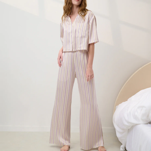 Conjuntos de Pijamas Personalizados a Rayas, Suaves, Cómodos, Transpirables y Ligeros para Mujer, con Pantalones y Camiseta de Manga Corta, Ropa de Dormir - Product Image 1