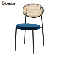 Chaises de salle à manger modernes rembourrées en rotin noir, vente en gros, sans accoudoirs, en osier DC-1680B