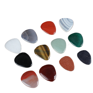 Pic de <span class=keywords><strong>guitare</strong></span> électrique acoustique personnalisé gravé pierre semi-précieuse <span class=keywords><strong>grattoir</strong></span> collier accessoires Instrument de musique - Product Image 2