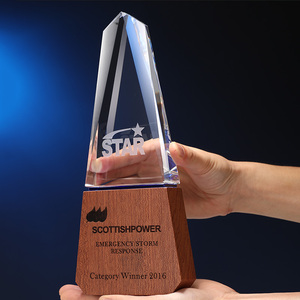 Trofi Penghargaan Api Kayu dan Kristal dengan Ukiran Personal Desain Baru - Product Image 5