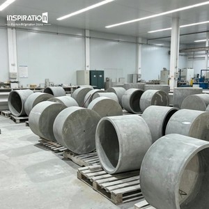 <span class=keywords><strong>Jardinière</strong></span> moderne <span class=keywords><strong>en</strong></span> GFRC <span class=keywords><strong>en</strong></span> forme de cube, simple, élégante et durable, pour l'aménagement paysager des campus d'entreprises technologiques et des parcs high-tech, <span class=keywords><strong>jardinière</strong></span> sur piédestal <span class=keywords><strong>en</strong></span> <span class=keywords><strong>pierre</strong></span> coulée - Product Image 2
