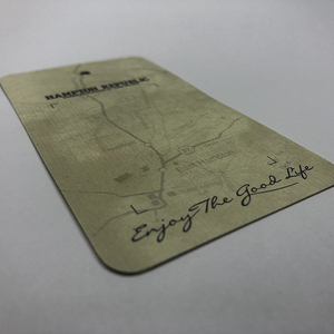 Etiqueta de impresión personalizada de lujo para ropa, impresión Offset, tarjeta de papel reciclada, diseño de moda en relieve, etiquetas de marca UV, promoción de tarjeta de regalo - Product Image 5