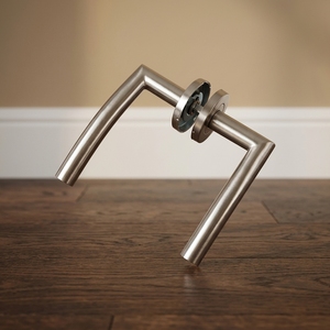 Poignée de porte et de fenêtre en acier inoxydable moderne UMH A31005, design ambidextre, installation facile, garantie de 5 ans pour les hôtels et les villas - Product Image 3