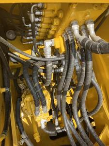 Komatsu รถขุด PC130ขนาดเล็กกะทัดรัดผลิตในญี่ปุ่นรถขุดตีนตะขาบ13Ton ขุดดินมือสอง - Product Image 6