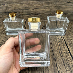 Envase Personalizado al por Mayor, Botella de Vidrio Cuadrada Transparente con Fondo Grueso para Perfume, Recargable, con Tapón de Polímero, a Buen <span class=keywords><strong>Precio</strong></span> - Product Image 4