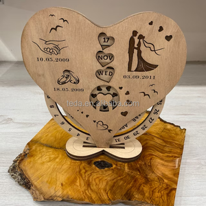 <span class=keywords><strong>Calendrier</strong></span> perpétuel <span class=keywords><strong>en</strong></span> <span class=keywords><strong>bois</strong></span> découpé au laser personnalisé <span class=keywords><strong>Calendrier</strong></span> <span class=keywords><strong>permanent</strong></span> pour la décoration de la Saint-Valentin - Product Image 3