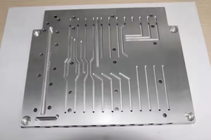 Fabrication de tôles CNC OEM au Vietnam, pièces en acier inoxydable, aluminium, acier galvanisé, pliage, soudage - Product Image 2