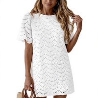 Robe d'été décontractée ample à manches courtes bouffantes et col rond pour femme, broderie œillet blanche, modèle 2026, fabrication ODM/OEM sur mesure