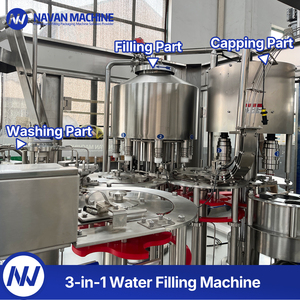 Ligne de production automatique de machines de remplissage d'<span class=keywords><strong>eau</strong></span> minérale en bouteille en plastique pour animaux de compagnie XGF8-8-4 / <span class=keywords><strong>Machine</strong></span> de remplissage d'<span class=keywords><strong>eau</strong></span> en bouteille - Product Image 2