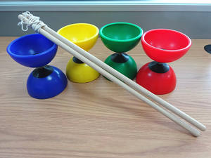 Yoyo <span class=keywords><strong>Diabolo</strong></span> chinois personnalisé avec bâton <span class=keywords><strong>en</strong></span> <span class=keywords><strong>bois</strong></span> - Product Image 3