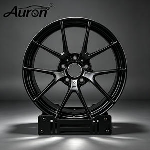 Jante en alliage multi-rayons Auron 5.5x15 Noir mat monobloc pour voitures particulières - Product Image 1
