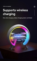Nieuwe Beste Cadeau Hot Selling 3in1 Opvouwbare Mobiele Telefoon Draadloze Oplader Wekker Bt Speaker Met Kleurrijk Licht