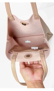 时尚休闲女式单肩包大容量手提包购物袋正品软牛皮批发 - Product Image 6