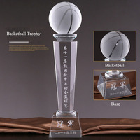 Vente en gros Trophée sportif en cristal personnalisé pour basket-ball Football Soccer-Dessin animé vintage Religieux Styles traditionnels Laser
