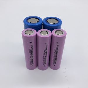 工場出荷時の価格無料サンプル<span class=keywords><strong>18650</strong></span> 3.7v 2000 2600mahの充電式リチウムリチウムイオン電池用のバイク