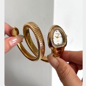 Reloj de Cuarzo para Mujer, Estilo 2026, Elegante y Retro, con Forma de Serpiente, de Acero Inoxidable con Incrustaciones de Diamantes - Product Image 6