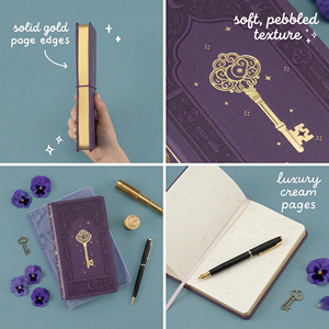 Diario de Terciopelo Esmeralda Gótico LABON Griffin A5, Tapa Dura, Grimorio Místico con Estampado Holográfico y Bordes Dorados Iridiscentes - Product Image 3