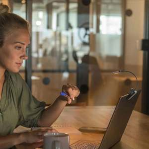 LED Eye Protection Eco-Friendly Modern Book Night Light Adjustable Mini Clip-On Study <b>Desk</b> <b>Lamp</b> <b>USB</b> Charging Flexible Travel - Product Image 3