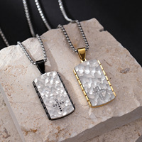 Collier pendentif personnalisé de style militaire rétro à clous croisés pour hommes