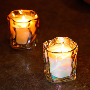 <span class=keywords><strong>Prix</strong></span> de gros de luxe couleur éblouissante bougeoir en verre ondulé pot à bougie en cristal pour bougie d'aromathérapie - Product Image 4